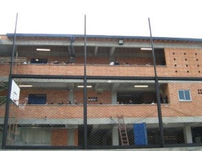 Con el ‘perreo’ trabajan por la paz
